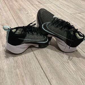 Nike Air Zoom Tempo Next%